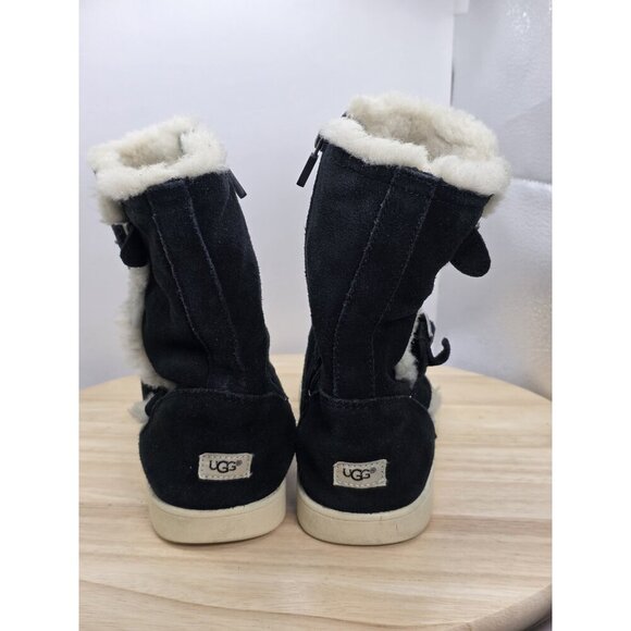 Ugg - Barley Boot - Kids - Size 4 - Suede - black - Shearling Inner Lining - Picture 6 of 9